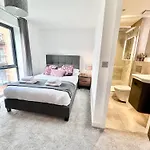 Icona 20 - City Centre Apartment